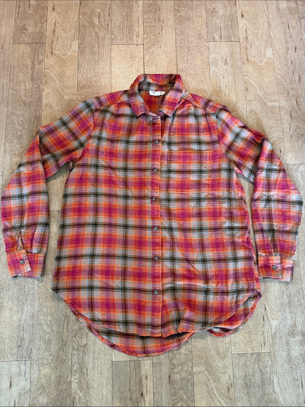 beachlunchlounge women’s Plaid Button-Down Shirt in Pink and Orange Sz. M